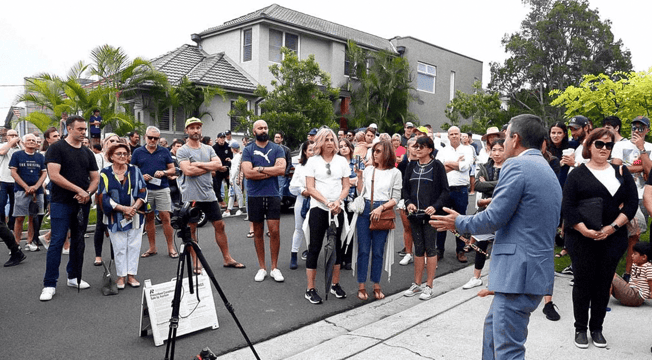 Home buyers flood urban growth areas and regions in search of value