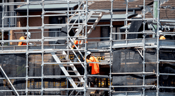 Housing groups welcome migration changes, but tradie shortage remains