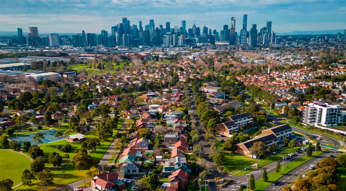 Victoria's housing affordability edge under threat, industry warns 