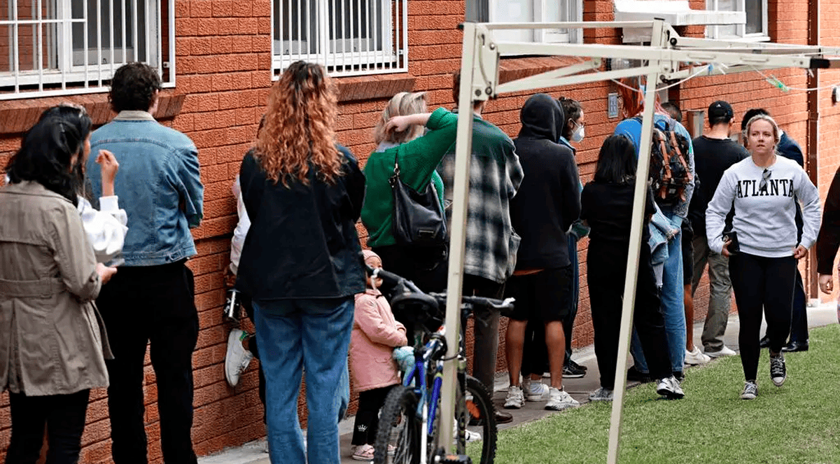 Rental pool shrinks as new investors fail to replace homes being sold
